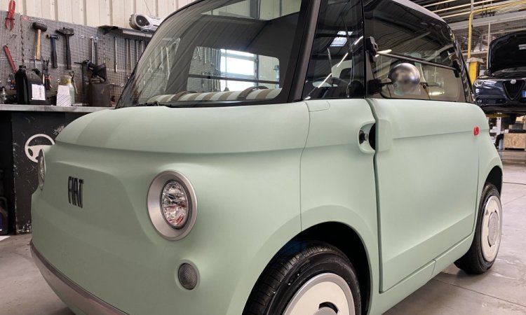 Préparation intérieur et extérieur FIAT TOPOLINO pour livraison client à Bourgoin-Jallieu