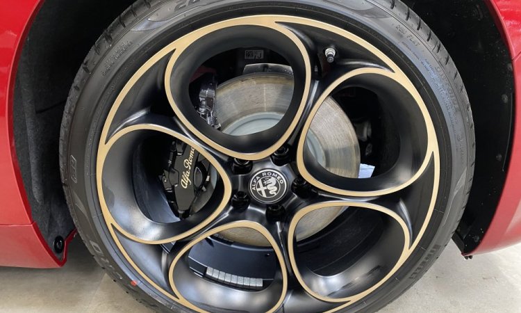 Nettoyage intérieur et extérieur ALFA ROMEO GIULIA à BOURGOIN JALLIEU