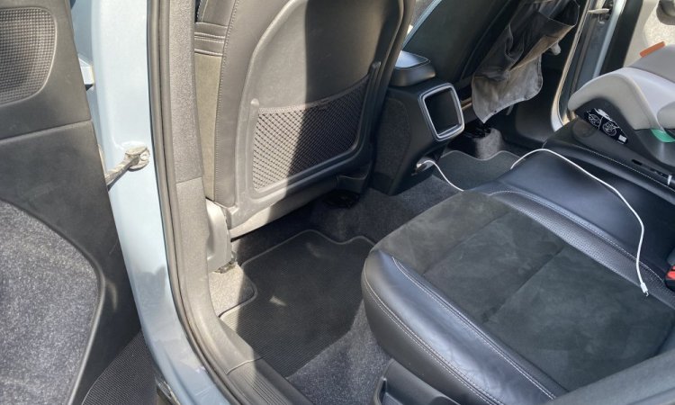 Nettoyage intérieur VOLVO XC 40 à Bourgoin-Jallieu