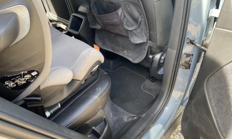 Nettoyage intérieur VOLVO XC 40 à Bourgoin-Jallieu