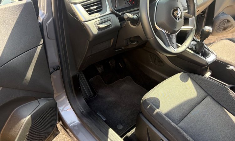 Nettoyage intérieur RENAULT CAPTUR à CORBAS