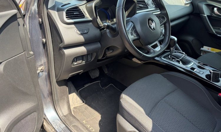 Nettoyage intérieur RENAULT KADJAR à SAINT PRIEST