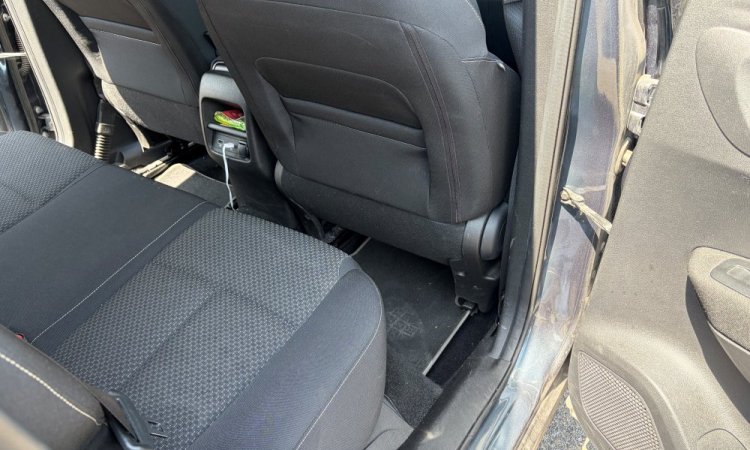 Nettoyage intérieur RENAULT KADJAR à SAINT PRIEST