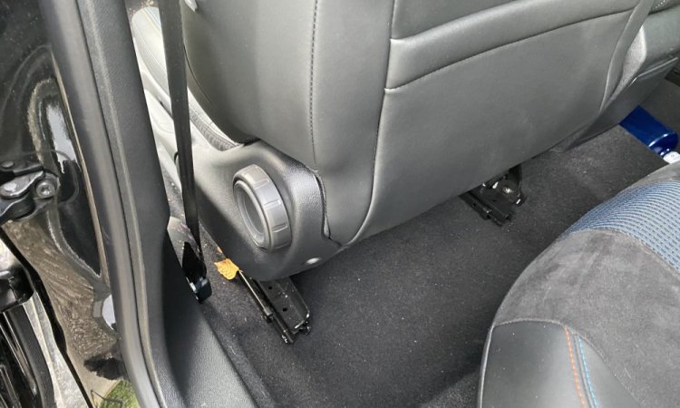 Nettoyage intérieur pour cette PEUGEOT 308