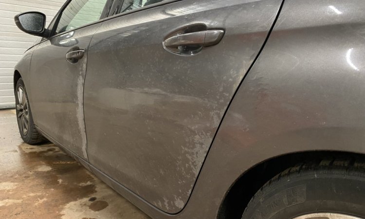 Nettoyage extérieur voiture avec une technologie sans eau à Bourgoin Jallieu. WASHER AUTO