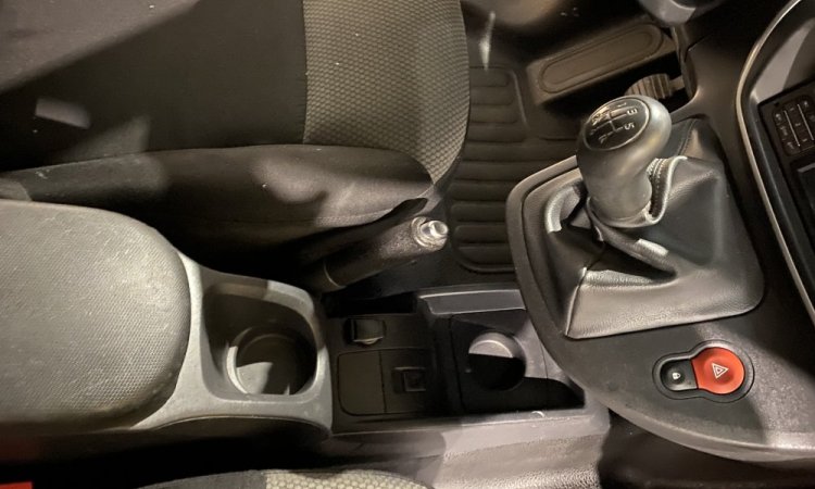 Nettoyage intérieur Renault Kangoo à Bourgoin Jallieu