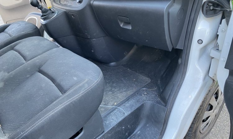 Nettoyage intérieur utilitaire à Saint Quentin Fallavier. WASHER AUTO