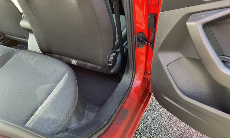 Lavage intérieur et extérieur AUDI A1 ROUGE à BOURGOIN-JALLIEU