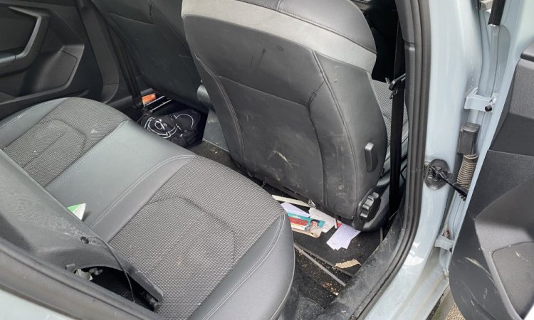 Nettoyage intérieur voiture par WASHER AUTO à Saint Priest